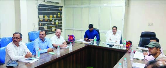 200 meters from the counting venue, entry without identity card or valid order will be prohibited