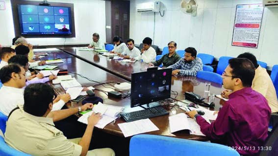 Collector Aditya Singh started flood disaster management.