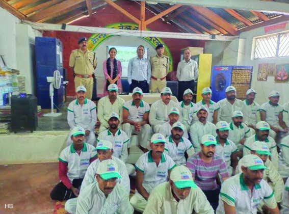 Training given to 35 prisoners in Central Jail