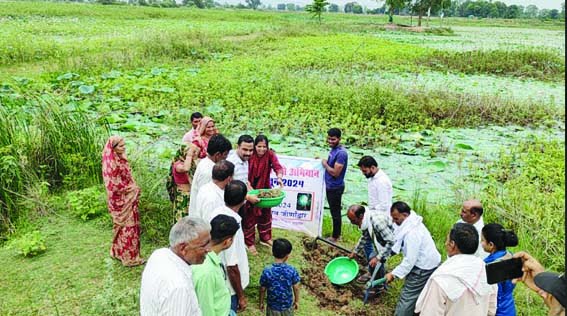 Namami Gange campaign was launched at the famous Gau Utpatti pond of Hirankheda