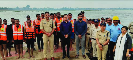 Flood Disaster Management Committee organized a mock drill in Handia