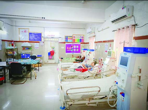 Kidney patients are getting benefit from the dialysis unit of the district hospital