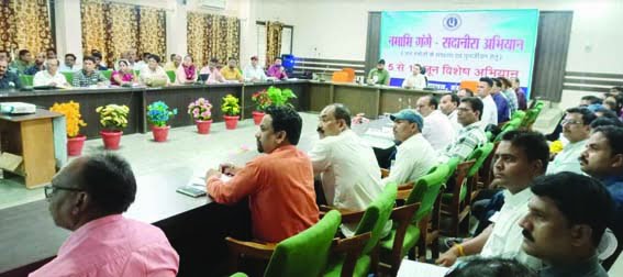 No child should be deprived of admission in school-Collector Aditya Singh