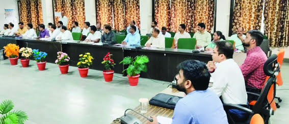 Applicants should be treated well in government offices