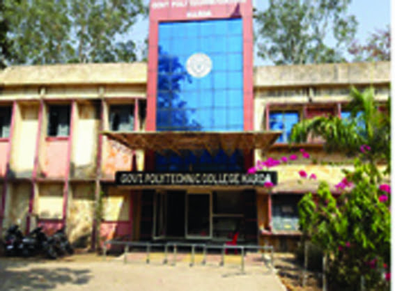Polytechnic college student got campus selection in Aditya Birla company