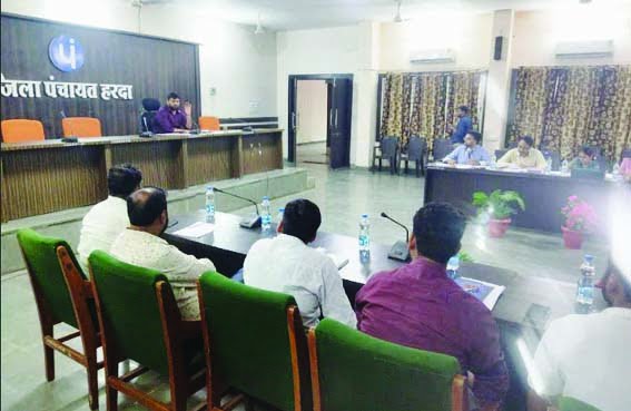 CEO Sisonia reviewed the works of Jal Jeevan Mission