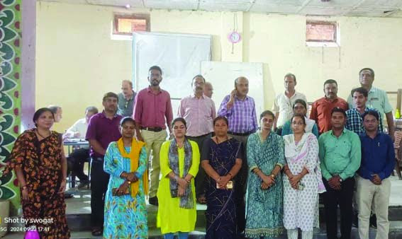 29 surplus lecturers counselling