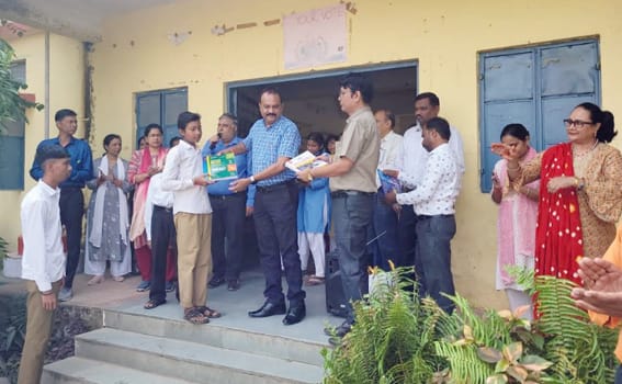 The District Excise Officer has issued a government