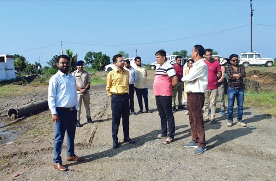 Temporary firecracker market for Diwali festival