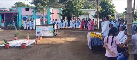 Human chain, oath and rally