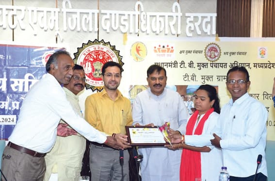 Sarpanch of TB free Gram Panchayats