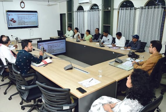 Colorful pictures for kids to study while playing