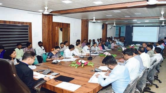 malnourished children and pregnant women