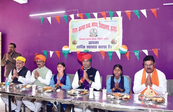 Minister-in-charge Sarang had lunch with the students