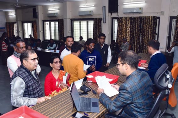 Collector Aditya Singh addressed the citizens