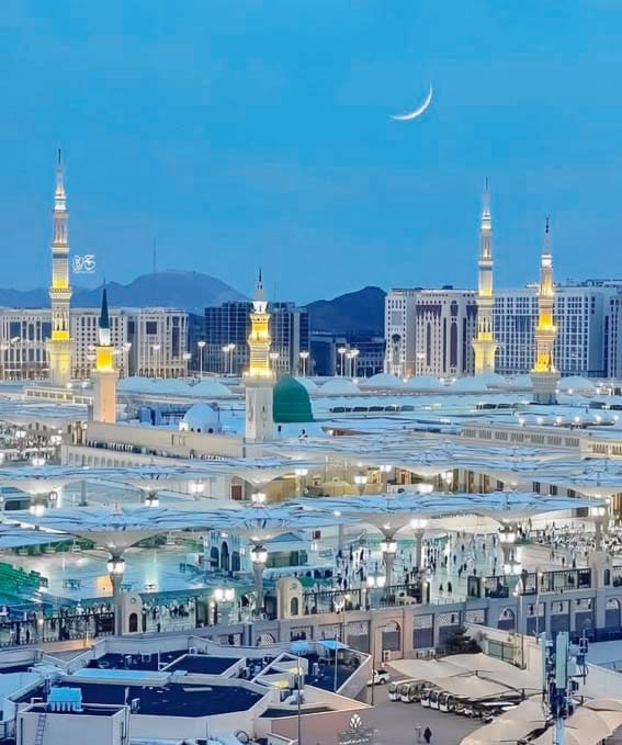 The moon of Ramadan is sighted, virtue and blessings
