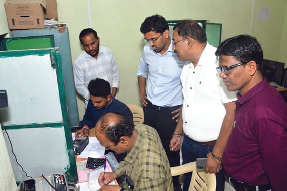 Collector Siddharth Jain took stock of the arrangements of the agricultural produce market